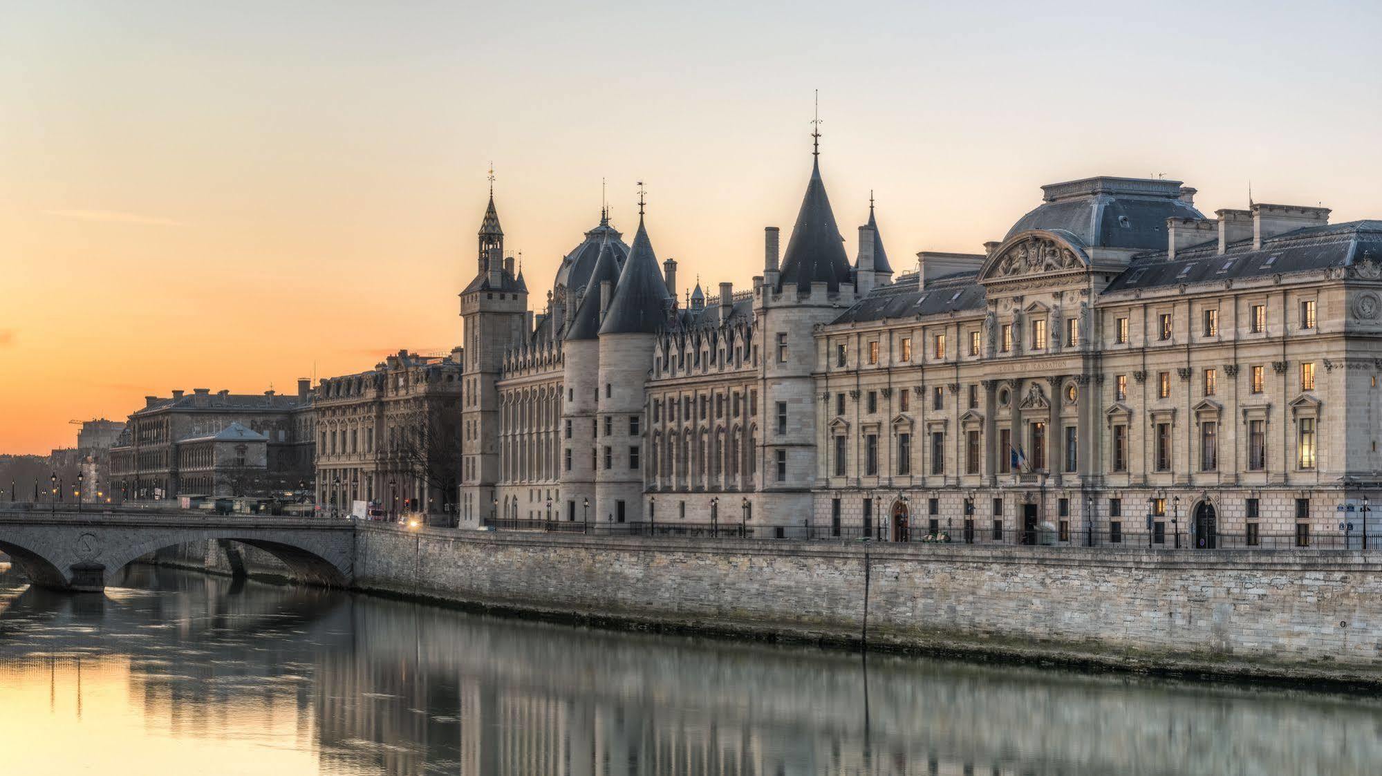 Les Rives De Notre-Dame Hotel Paris Exterior photo